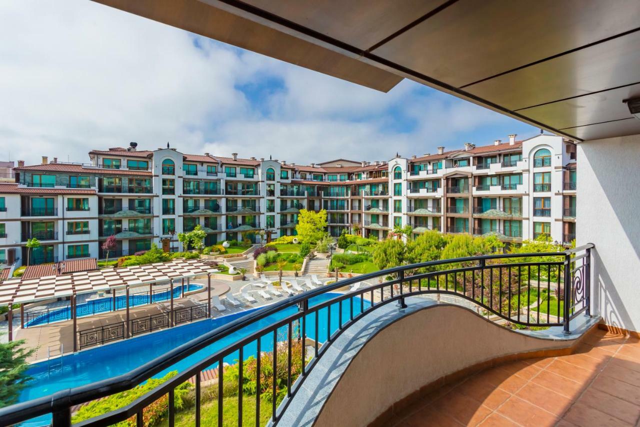 Rose Gardens Apart Hotel Pomorie Exterior photo